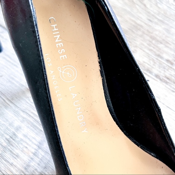 NBW CHINESE LAUNDRY Black Pointed Toe Heels Size 6 - Picture 4 of 7